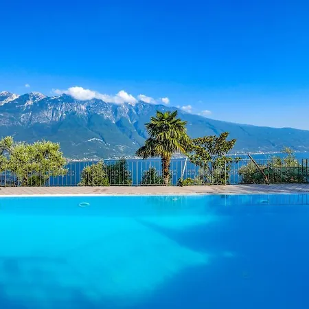 Appartement Casa Elka View And Pool By Garda Domus Mea *