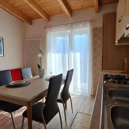 Appartement Casa Elka View And Pool By Garda Domus Mea