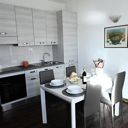 Casa Elka View And Pool By Garda Domus Mea