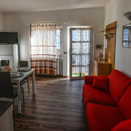 Apartamento Casa Elka View And Pool By Garda Domus Mea Pieve (Lombardy)