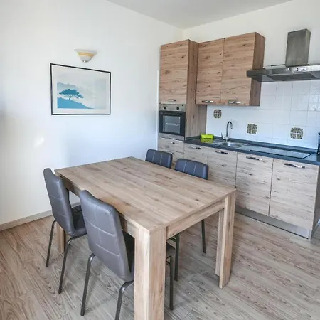 Appartement Casa Elka View And Pool By Garda Domus Mea