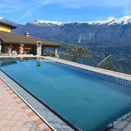 Appartement Casa Elka View And Pool By Garda Domus Mea Pieve (Lombardy)