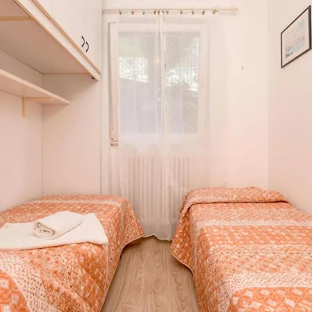 Apartamento Casa Elka View And Pool By Garda Domus Mea *