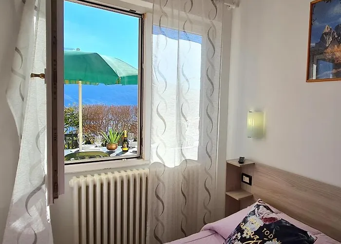 Casa Elka View And Pool By Garda Domus Mea Pieve (Lombardy)