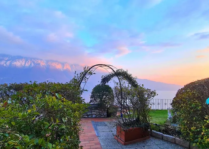 Appartement Casa Elka View And Pool By Garda Domus Mea *