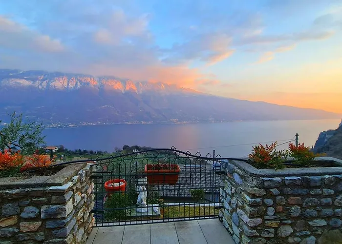 Casa Elka View And Pool By Garda Domus Mea Appartement