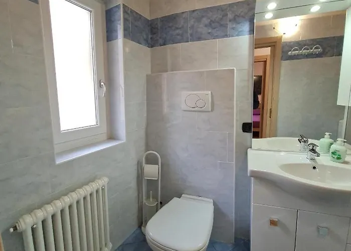 Casa Elka View And Pool By Garda Domus Mea * Pieve (Lombardy)