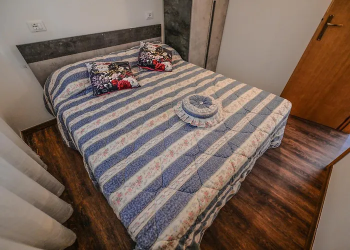 Casa Elka View And Pool By Garda Domus Mea Pieve (Lombardy)